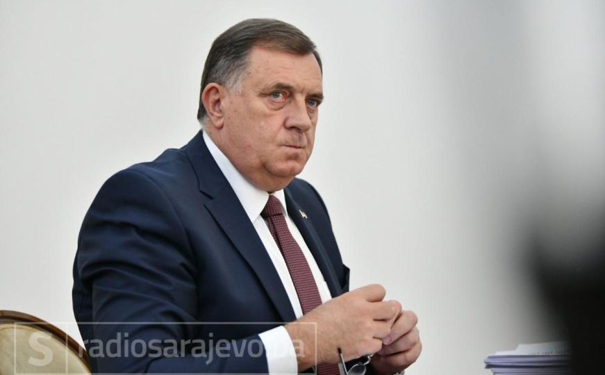 Milorad Dodik tvitao na engleskom jeziku pa se obrukao: Genijalan komentar dao je Emir Suljagić
